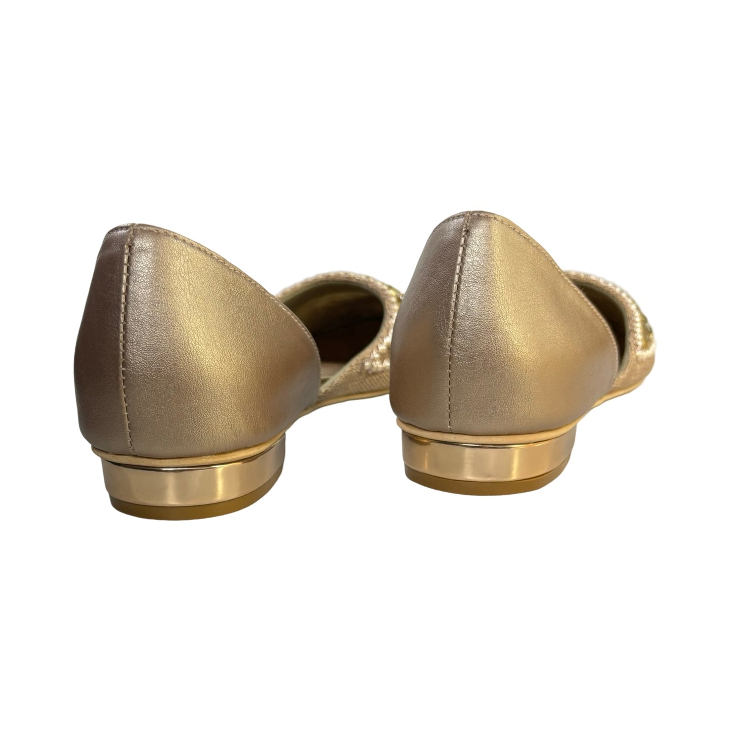 Aaina Slip-On Juttis